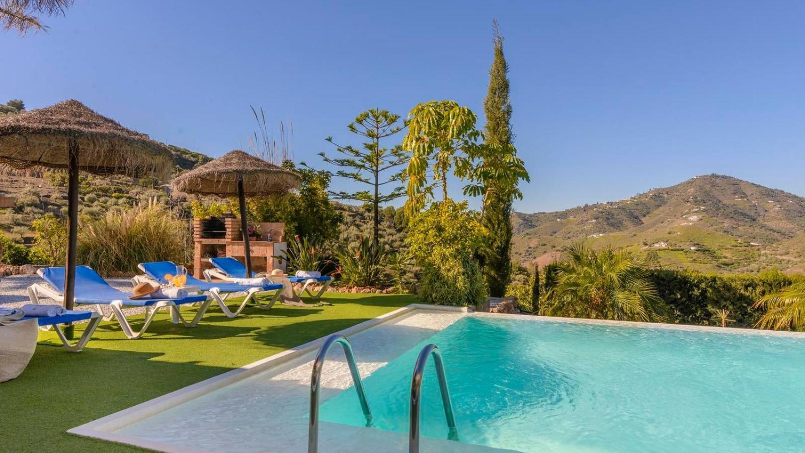 Villa Las Palmeras De Torrox By Ruralidays 외부 사진