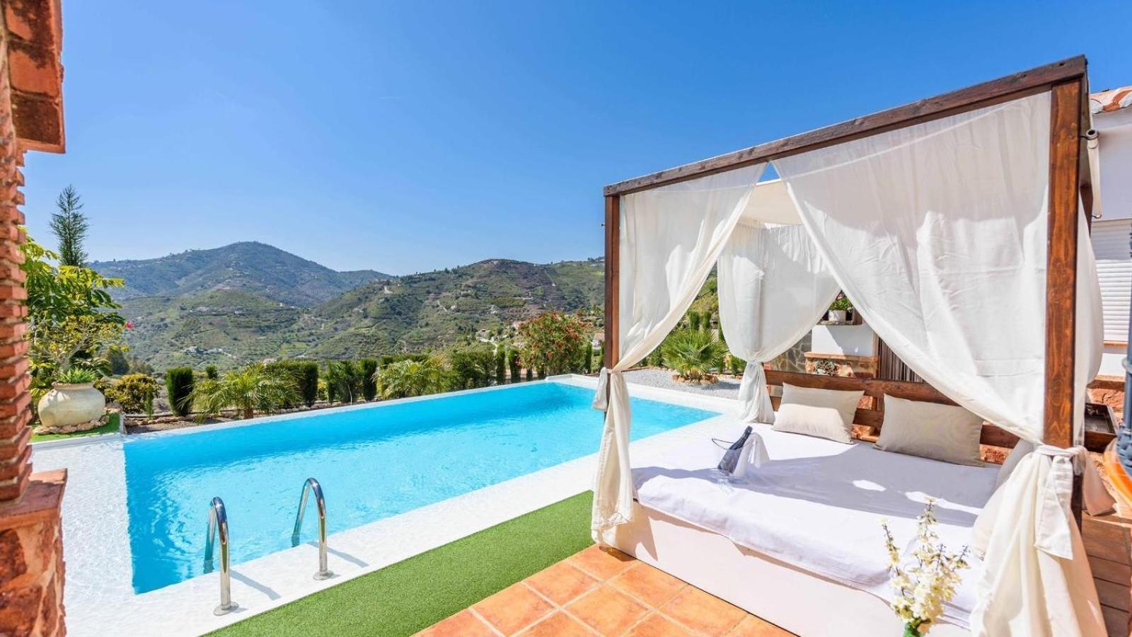 Villa Las Palmeras De Torrox By Ruralidays 외부 사진