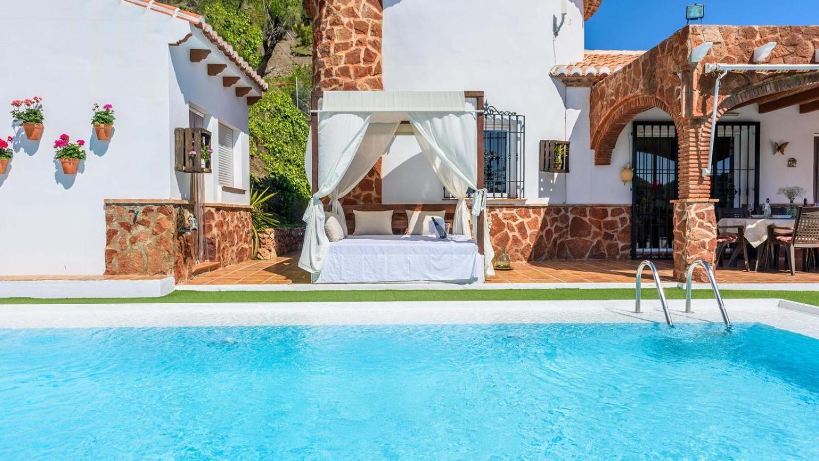 Villa Las Palmeras De Torrox By Ruralidays 외부 사진